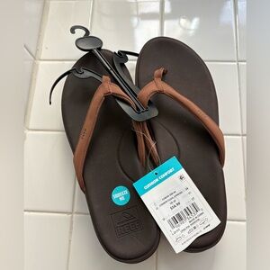 NWT Reef Cushion Cloud Expresso (Brown) Flip Flops Sandals Size 10 $55